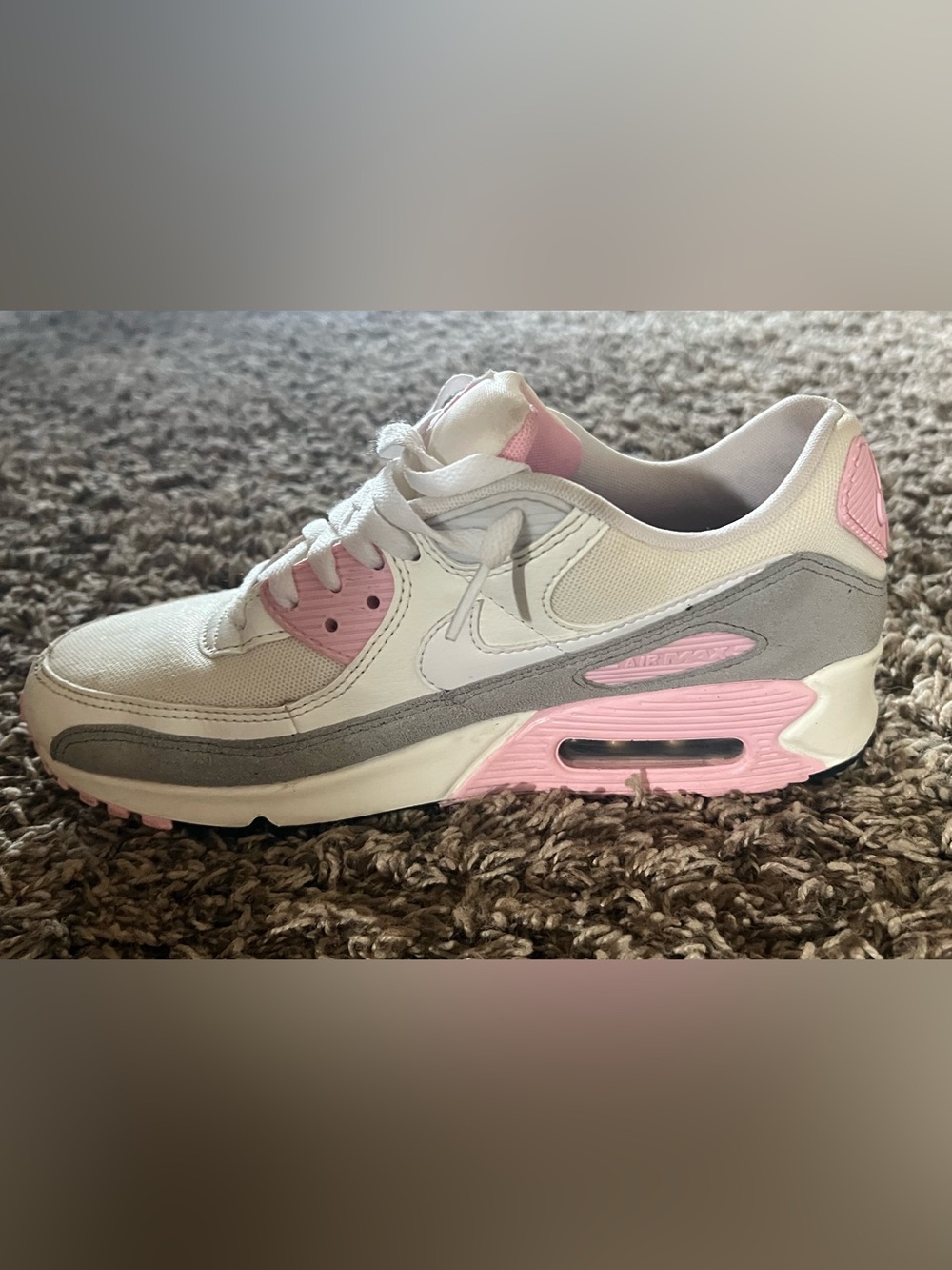 Nike Women's White and Pink Low-Top Athletic Sneakers - Picture 5 of 12